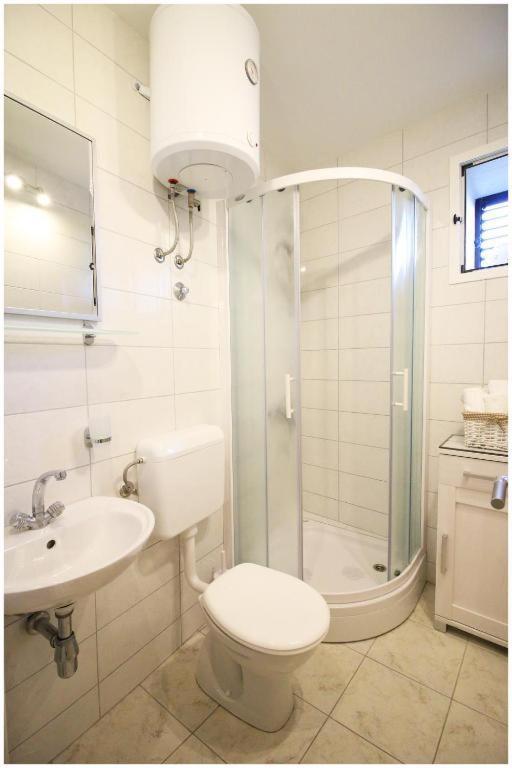 Apartment Karmela Примоштен Экстерьер фото